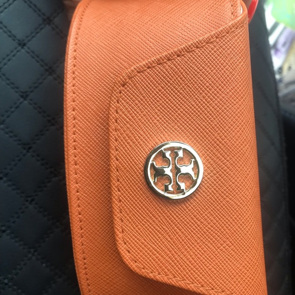 Tory Burch Sunglasses - Picture 4 of 6